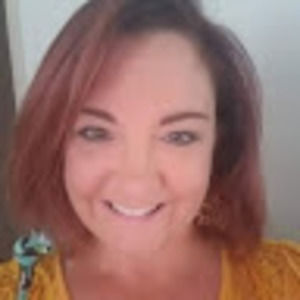 Meet your Posher, Carolyn